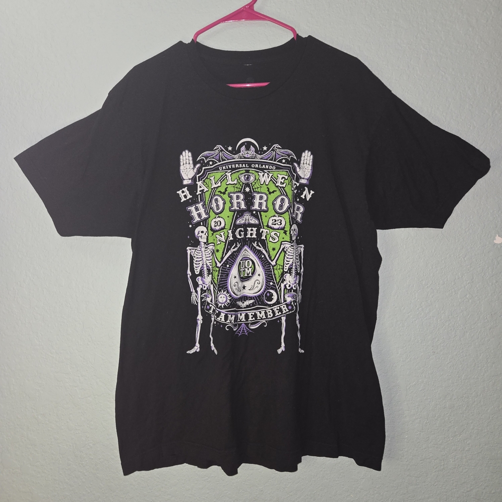 Halloween Horror Nights 2023 Team Member Men's Black Graphic Shirt Size XL